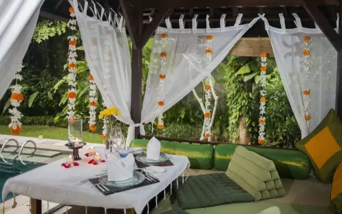 IN VILLA DINING IN VILLA DINING